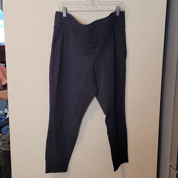 torrid Pants - COPY - Torrid Pixie pants Size 2 perfect condition